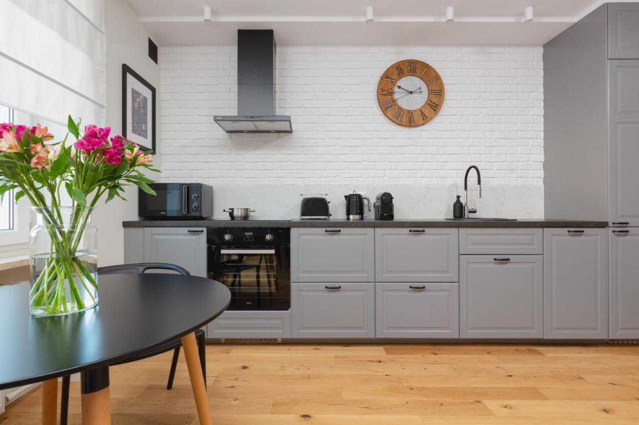 Apartment Białobrzeska Warsaw Ochota by Renters Zewnętrze zdjęcie